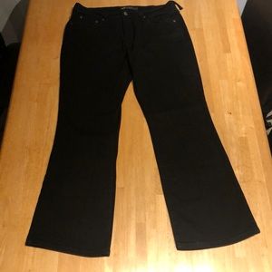 ♥️👖2/$12 - Levi’s 515 Bootcut Jeans Black, 12M